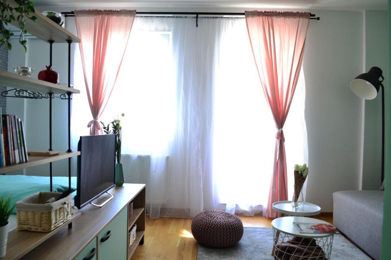 Mateja Apartment Novi Sad Buitenkant foto